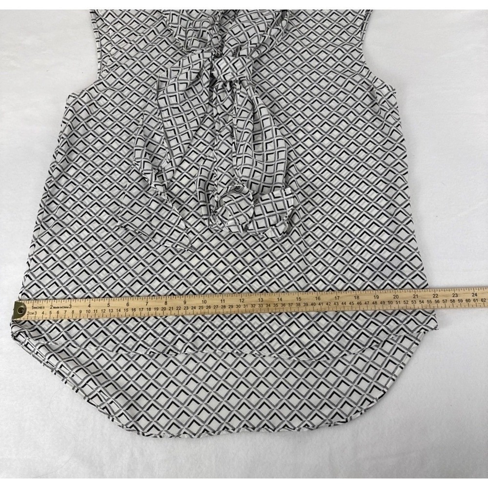Worthington Tie Neck Blouse Women Medium Black White Geometric Sleeveless Top - Picture 9 of 10